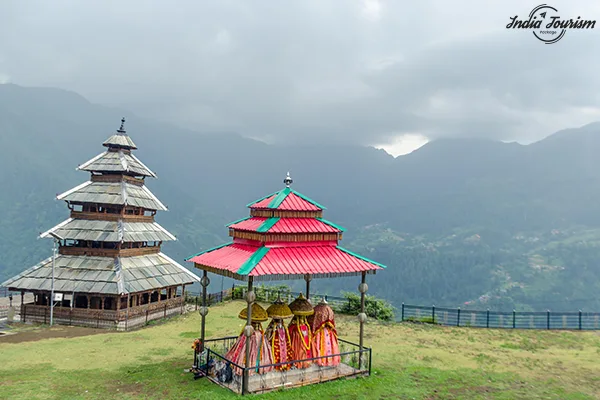 Kullu Manali Tour Package from Delhi By Volvo