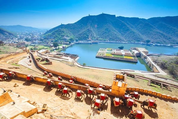 Delhi to Jaipur volvo bus