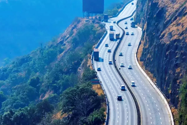 Delhi to Rishikesh bus volvo