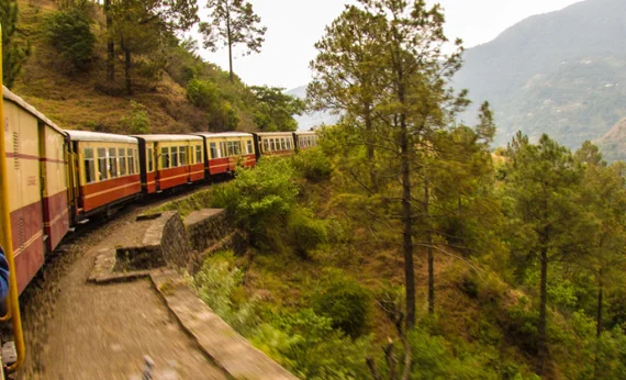 How to Reach Kasauli by Train