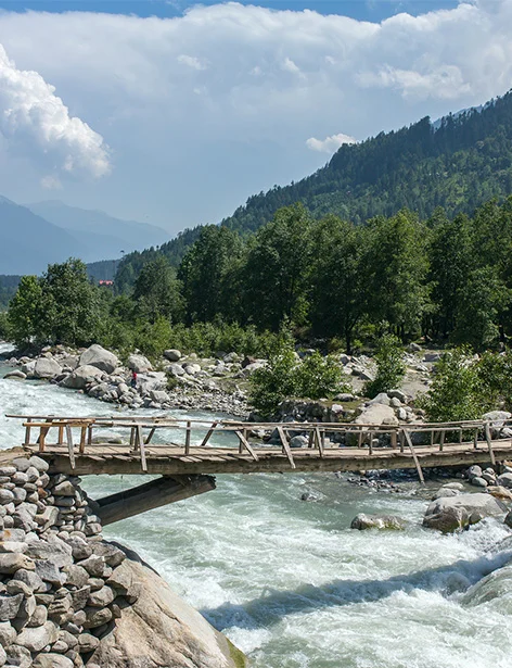 Kullu Manali Tour Package from Delhi By Volvo