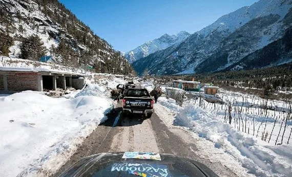 How to reach Shimla by Road