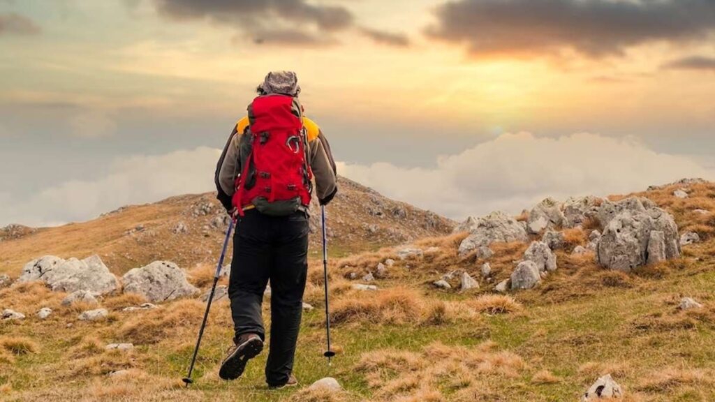 trekking in Himachal